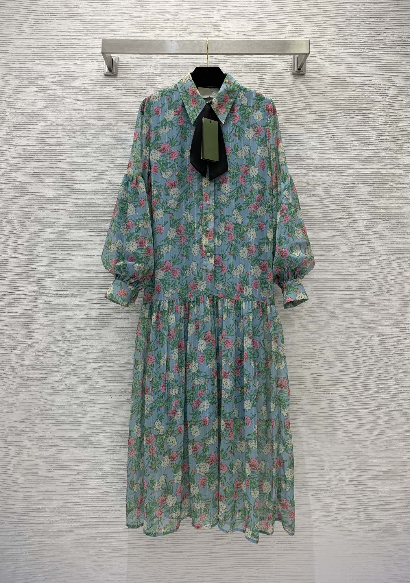 Street Style Dresses 2023 Summer Lapel Neck Long Sleeve Print Fashion Milan Runway Dress Designer Brand Same Style Womens 0420-2, Picture color
Street Style Dresses 2023 Summer Lapel Neck Long Sleeve Print Fashion Milan Runway Dress Designer Brand Same Style Womens 0420-2, Picture color