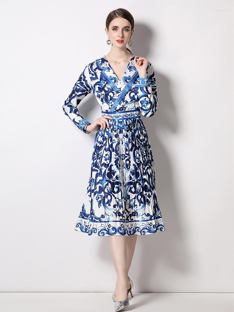 Casual Dresses Spring Fashion Blue And White Porcelain Shirt Midi Dress Women Clothing Notched Collar Long Sleeve Pleated Vestidos N2040, The picture color
Casual Dresses Spring Fashion Blue And White Porcelain Shirt Midi Dress Women Clothing Notched Collar Long Sleeve Pleated Vestidos N2040, The picture color