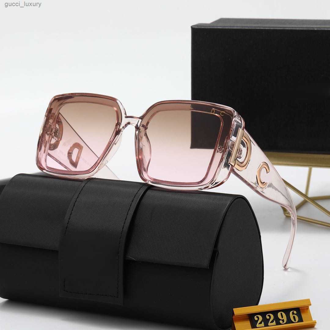 square frame sunglasses Gradient Colors Square Unisex One piece UV400 Shades Fashion sunglasses For Women Men
square frame sunglasses Gradient Colors Square Unisex One piece UV400 Shades Fashion sunglasses For Women Men