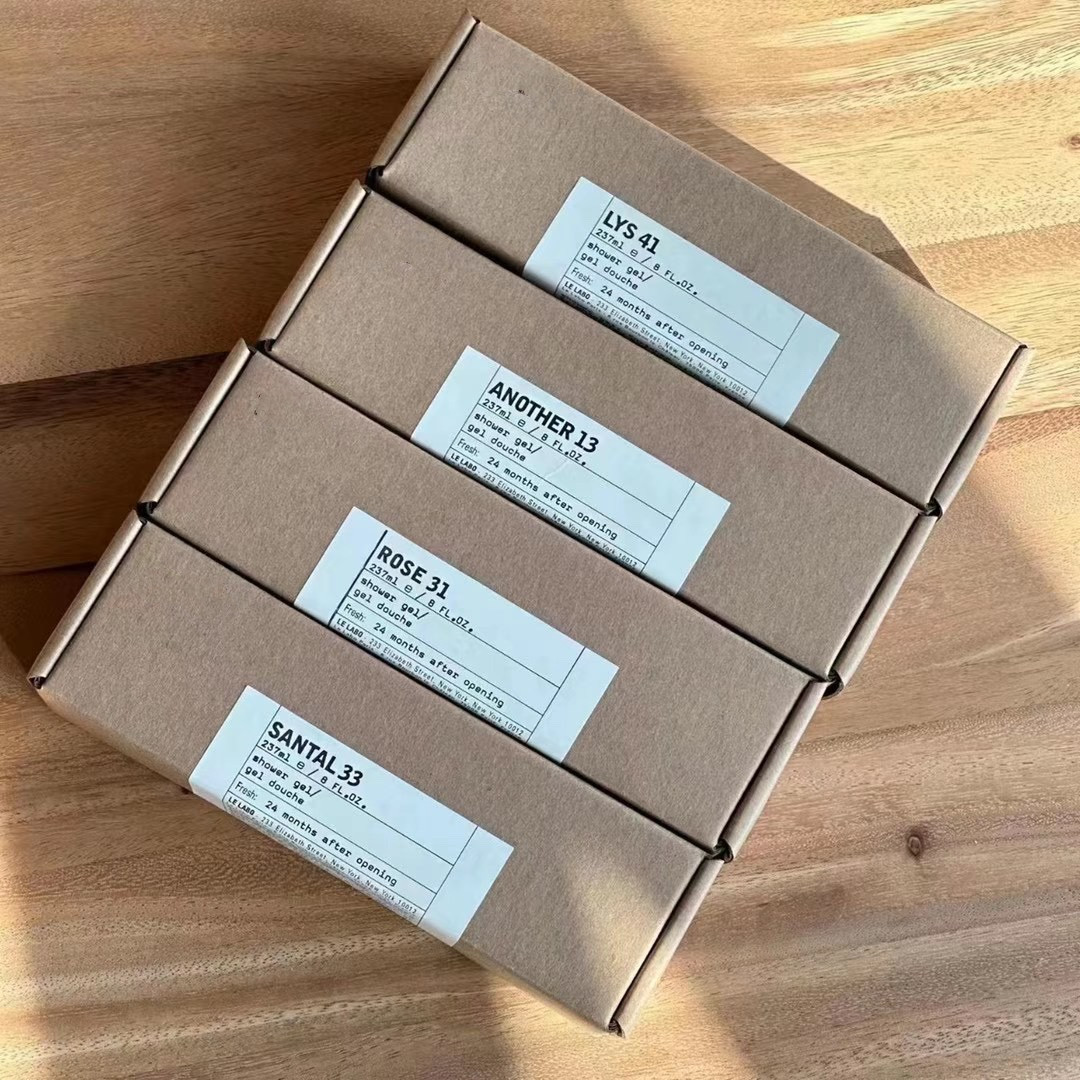 STOCK Man And Woman Body Wash Perfume Sample Size 13 41 21 33 10ml With Long Lasting Free Ship
STOCK Man And Woman Body Wash Perfume Sample Size 13 41 21 33 10ml With Long Lasting Free Ship