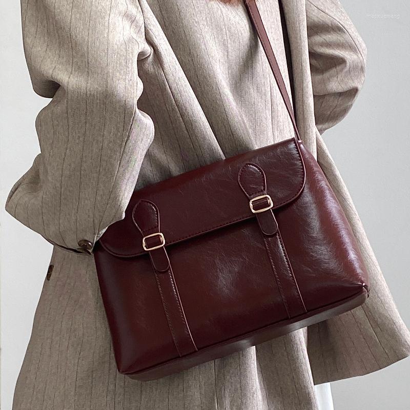Evening Bags Vintage Women's Shoulder Bag Large Capacity Ladies Tote Purse Handbags Pu Leather Female Messenger College Girls Book, Black
Evening Bags Vintage Women's Shoulder Bag Large Capacity Ladies Tote Purse Handbags Pu Leather Female Messenger College Girls Book, Black
