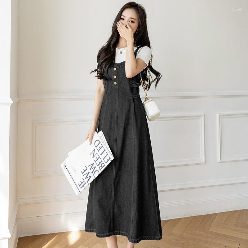 Casual Dresses Korean Style Denim For Women 2023 Spring Summer Long Jeans Dress Streetwear Fashion Spaghetti Strap Sundress, Black grey
Casual Dresses Korean Style Denim For Women 2023 Spring Summer Long Jeans Dress Streetwear Fashion Spaghetti Strap Sundress, Black grey