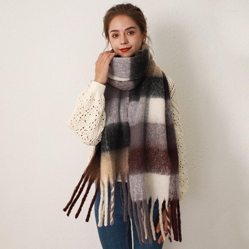 Scarves 2023 Autumn And Winter Multicolor Thickened Plaid Women's Scarf Grid Patchwork Pattern & Wraps Fashion Accessories
Scarves 2023 Autumn And Winter Multicolor Thickened Plaid Women's Scarf Grid Patchwork Pattern & Wraps Fashion Accessories