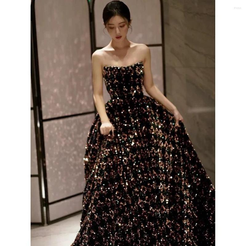 Runway Dresses Shiny Banquet Celebrity Strapless Sexy Elegant Plus Size Colorful Sequins Tube Top Long Princess Host Evening Gowns 2023, Picture color
Runway Dresses Shiny Banquet Celebrity Strapless Sexy Elegant Plus Size Colorful Sequins Tube Top Long Princess Host Evening Gowns 2023, Picture color