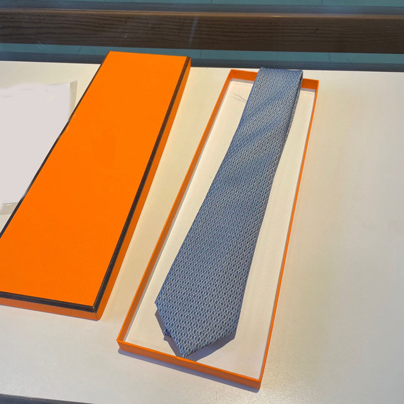 Silk Tie Neck Ties Mens Luxurys Designers Printing letter Tie Business Cinturones Ceintures Designer men Ceinture with box
Silk Tie Neck Ties Mens Luxurys Designers Printing letter Tie Business Cinturones Ceintures Designer men Ceinture with box