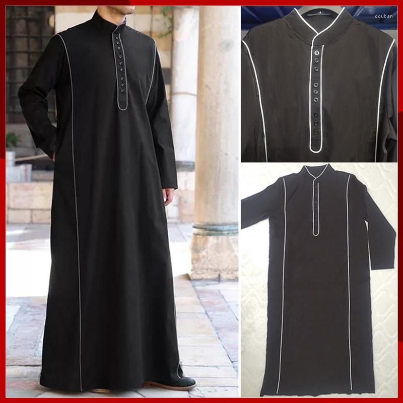 Ethnic Clothing 2023 Foreign Trade Arabian Robe Solid Color Long Sleeve Gentleman Button Design Muslim Men's
Ethnic Clothing 2023 Foreign Trade Arabian Robe Solid Color Long Sleeve Gentleman Button Design Muslim Men's