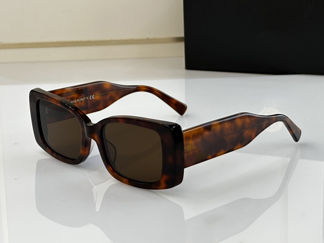 Sunglasses For Men Women Designers 4377 Style Anti-Ultraviolet Retro Eyewear Plate Plank Frame Random Box
Sunglasses For Men Women Designers 4377 Style Anti-Ultraviolet Retro Eyewear Plate Plank Frame Random Box