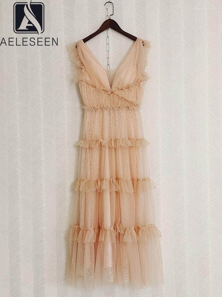 Casual Dresses AELESEEN Runway Fashion Women Layered Dress Pink Beige 3D Ruffles Sequined Long Elegant Party Holiday Tulle
Casual Dresses AELESEEN Runway Fashion Women Layered Dress Pink Beige 3D Ruffles Sequined Long Elegant Party Holiday Tulle