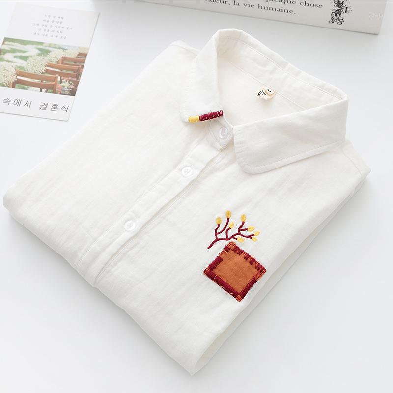 Women's Blouses Autumn Cotton Embroidery Shirt Women Solid White Turn Down Collar Casual Sweet Tops Blusas Mujer Blusa Blanca U258
Women's Blouses Autumn Cotton Embroidery Shirt Women Solid White Turn Down Collar Casual Sweet Tops Blusas Mujer Blusa Blanca U258