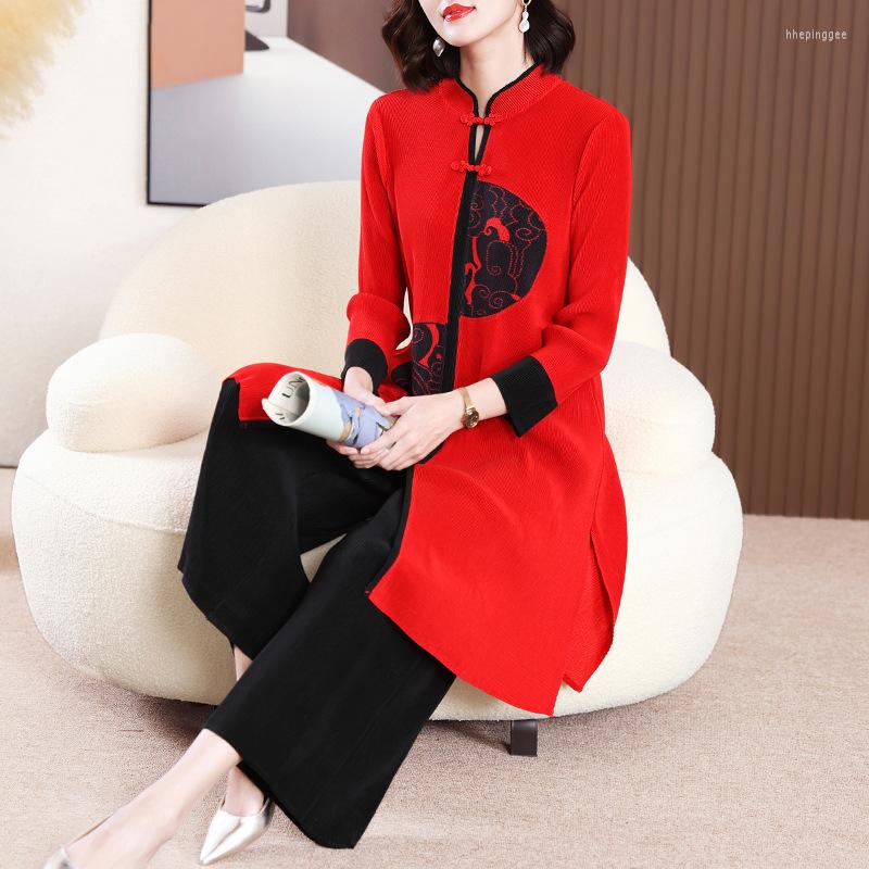 Women's Two Piece Pants Pant Sets 2023 Miyake Pleated Woman Clothes Fashion Contrast Color Vintage Improved Cheongsam Top, Red top pant
Women's Two Piece Pants Pant Sets 2023 Miyake Pleated Woman Clothes Fashion Contrast Color Vintage Improved Cheongsam Top, Red top pant