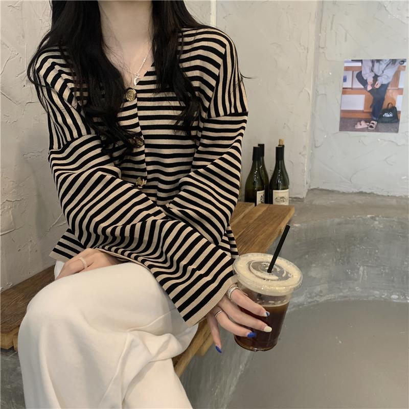 Women's Polos Korean Version Of Chic Lazy Long Sleeve Sweater V Collar Loose Casual Stripe Cardigan Women, Black
Women's Polos Korean Version Of Chic Lazy Long Sleeve Sweater V Collar Loose Casual Stripe Cardigan Women, Black