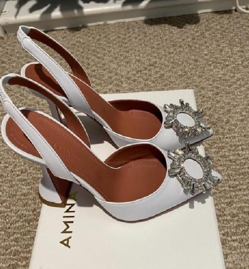Fashion Season Shoes Amina Italy Muaddi Pumps White Leather Begum Slingback Crystal Wedding Party Bride Bridesmaid Princess1093238
Fashion Season Shoes Amina Italy Muaddi Pumps White Leather Begum Slingback Crystal Wedding Party Bride Bridesmaid Princess1093238