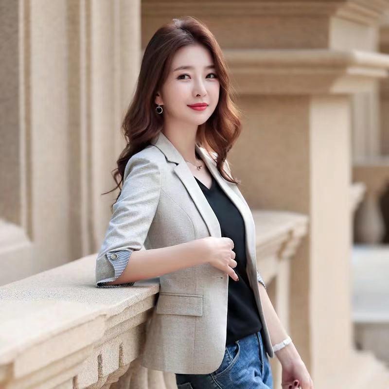 Pants Women's Coat Spring 2022 Korean Fashion Blazer Mujer Notched Collar Chic Office Lady Jacket AllMatch Slim Women's Suit Blazers, Oatmeal
Pants Women's Coat Spring 2022 Korean Fashion Blazer Mujer Notched Collar Chic Office Lady Jacket AllMatch Slim Women's Suit Blazers, Oatmeal