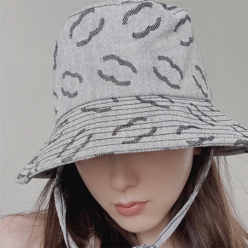 Full Letters Prints Bucket Hats For Mens Womens Designers Casual Fisherman Hat Luxurys Brands Travel Beach Holiday Sunshade Sunahts, Grey
Full Letters Prints Bucket Hats For Mens Womens Designers Casual Fisherman Hat Luxurys Brands Travel Beach Holiday Sunshade Sunahts, Grey