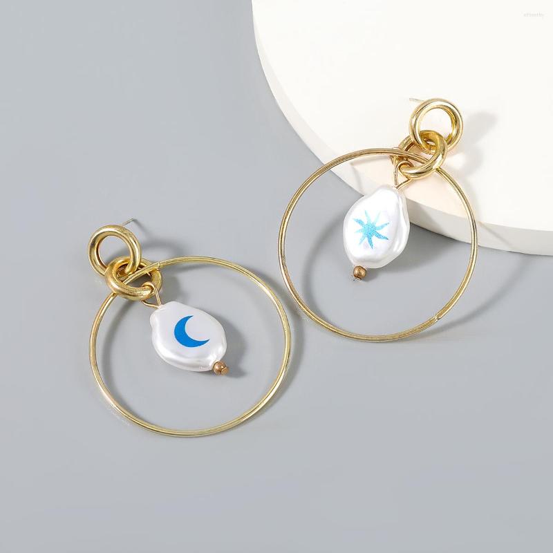 Dangle Earrings Fashion Metal Round Imitation Pearl Moon Women's Exaggerated Party Accessories
Dangle Earrings Fashion Metal Round Imitation Pearl Moon Women's Exaggerated Party Accessories