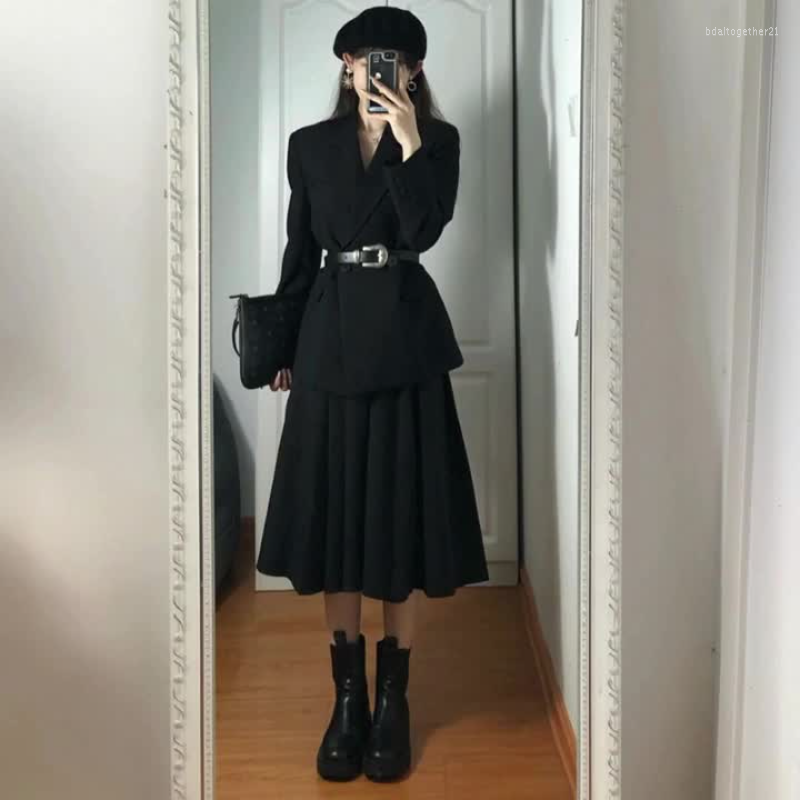 Two Piece Dress UNXX Women' Spring Autumn Fashion Black Blazer Skirts Set Korean Office Lady Graceful Slim Suit Jacket Outfits
Two Piece Dress UNXX Women' Spring Autumn Fashion Black Blazer Skirts Set Korean Office Lady Graceful Slim Suit Jacket Outfits