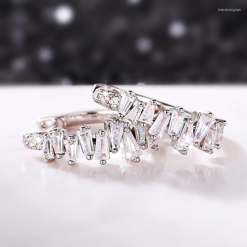 Hoop Earrings Huitan Simple Geometric Cubic Zirconia Crystal Circle For Women Silver Color Modern Fashion Girls Daily Wear Jewelry
Hoop Earrings Huitan Simple Geometric Cubic Zirconia Crystal Circle For Women Silver Color Modern Fashion Girls Daily Wear Jewelry