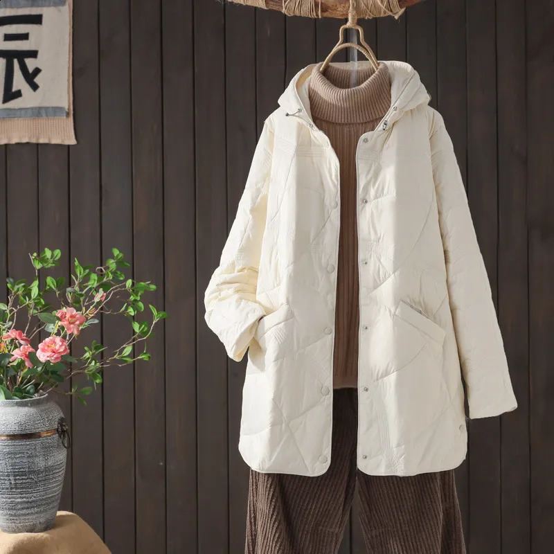 Women's Jackets Winter Arrivals 90 White Duck Down Coat Women Fashion Hooded Ultra Lightweight XLong Keep Warm Plus Size 4XL 231118