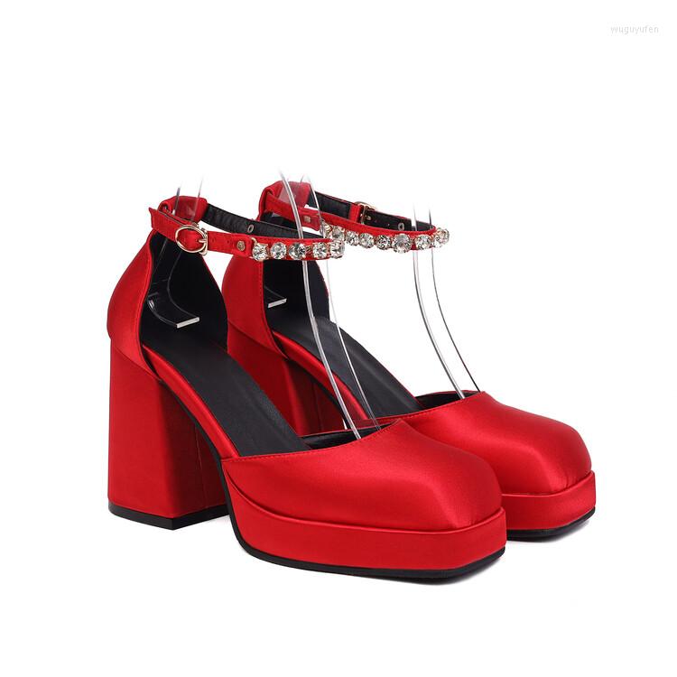 Dress Shoes Oversize Large Size Big High-heeled Square-headed Thick Heel Waterproof Platform Design High Heightening Fashion, Red
Dress Shoes Oversize Large Size Big High-heeled Square-headed Thick Heel Waterproof Platform Design High Heightening Fashion, Red