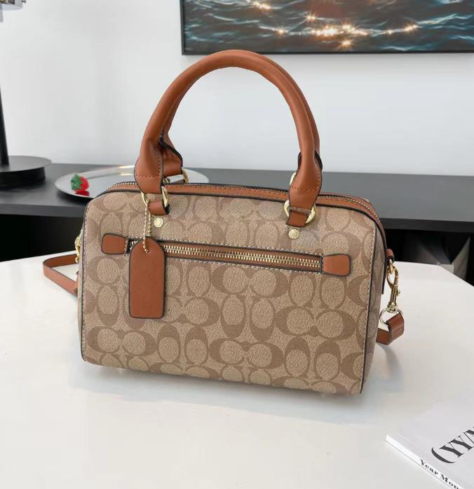 New women's Boston bag Portable Pillow bag retro single shoulder crossbody bag, Brown
New women's Boston bag Portable Pillow bag retro single shoulder crossbody bag, Brown