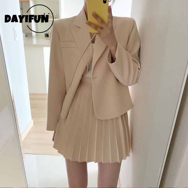 Pants DAYIFUN Women' Chic Suits Long Sleeve Cropped Blazers Jacket and Mini Pleated Skirt 2 Piece Sets Female Korean Fashion Outfits, Black skirt
Pants DAYIFUN Women' Chic Suits Long Sleeve Cropped Blazers Jacket and Mini Pleated Skirt 2 Piece Sets Female Korean Fashion Outfits, Black skirt