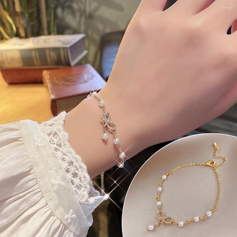 Charm Bracelets Exquisite Rhinestone Bow Bracelet Elegant Pearl For Women Wrist Accessories Party Wearing Jewelry Birthday Gifts
Charm Bracelets Exquisite Rhinestone Bow Bracelet Elegant Pearl For Women Wrist Accessories Party Wearing Jewelry Birthday Gifts