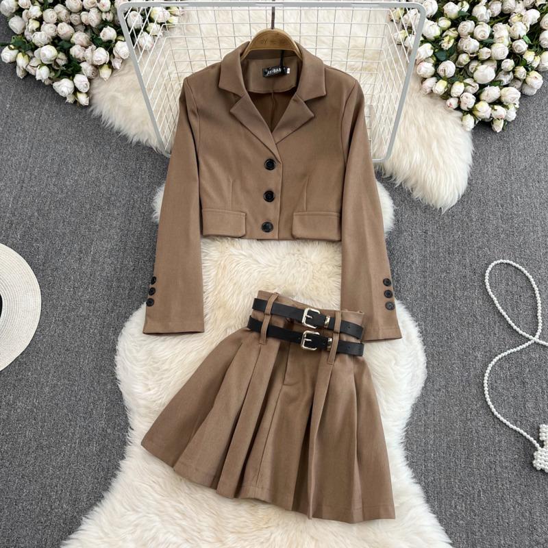 Dress PREPOMP Autumn Long Sleeve Short Blazer Coat High Waist Double Belts Pleated Skirt Two Piece Set Women Outfits GG594, Black
Dress PREPOMP Autumn Long Sleeve Short Blazer Coat High Waist Double Belts Pleated Skirt Two Piece Set Women Outfits GG594, Black