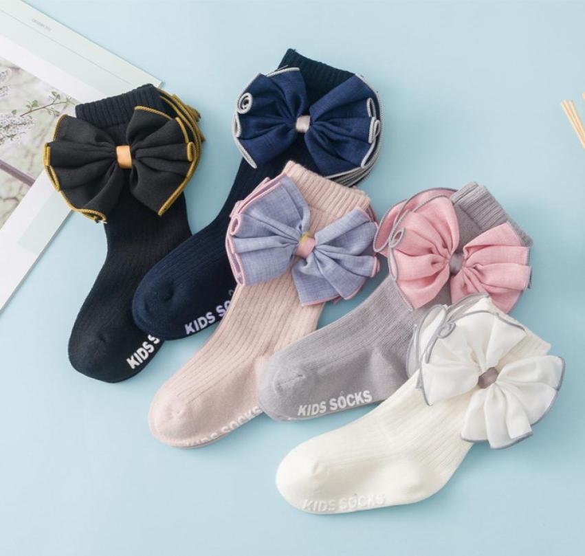 Fashion Girls Bow socks INS chidren Cloth big Bows princess socks kids cotton knitting legs A89458740773, White
Fashion Girls Bow socks INS chidren Cloth big Bows princess socks kids cotton knitting legs A89458740773, White