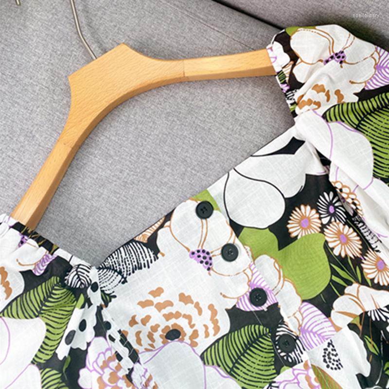 Women' Blouses Women Blouse Summer Puff Short Sleeve Slash Neck Floral Printing Chic Stunning Fashion High Street Sweet Casual Design, Picture shown
Women' Blouses Women Blouse Summer Puff Short Sleeve Slash Neck Floral Printing Chic Stunning Fashion High Street Sweet Casual Design, Picture shown