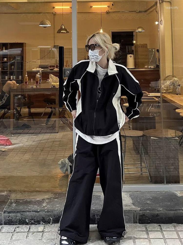 Women' Jackets HOUZHOU Vintage Y2k Women Korean Streetwear Harajuku Patchwork Windbreak Techwear Oversized Female Spring Outerwear, Black
Women' Jackets HOUZHOU Vintage Y2k Women Korean Streetwear Harajuku Patchwork Windbreak Techwear Oversized Female Spring Outerwear, Black