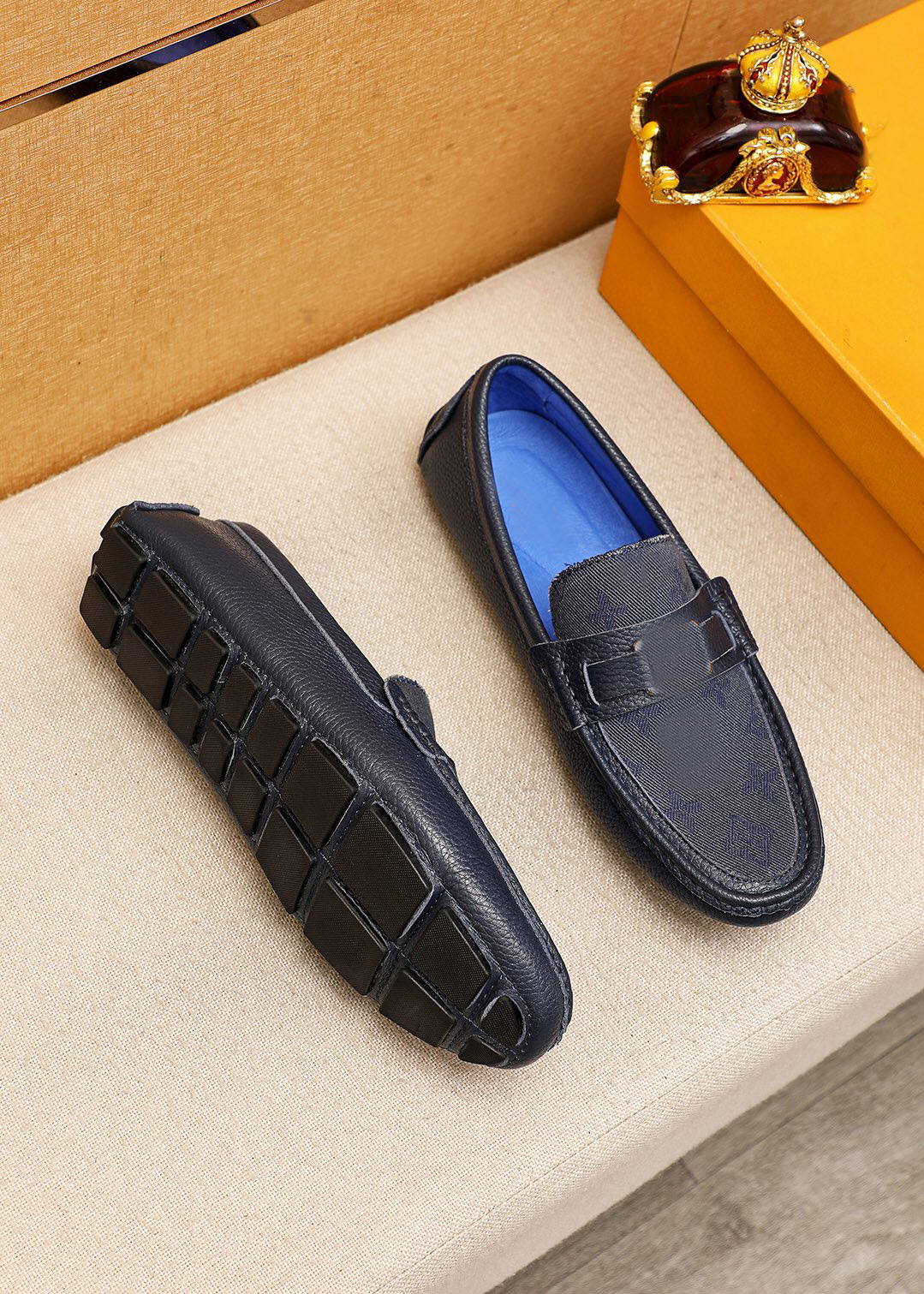 Luxury Fashion Mens Dress Shoes Loafers Gommino Driving Dark Blue With Brand Logo Size 38-46, Dark navy 8105220
Luxury Fashion Mens Dress Shoes Loafers Gommino Driving Dark Blue With Brand Logo Size 38-46, Dark navy 8105220