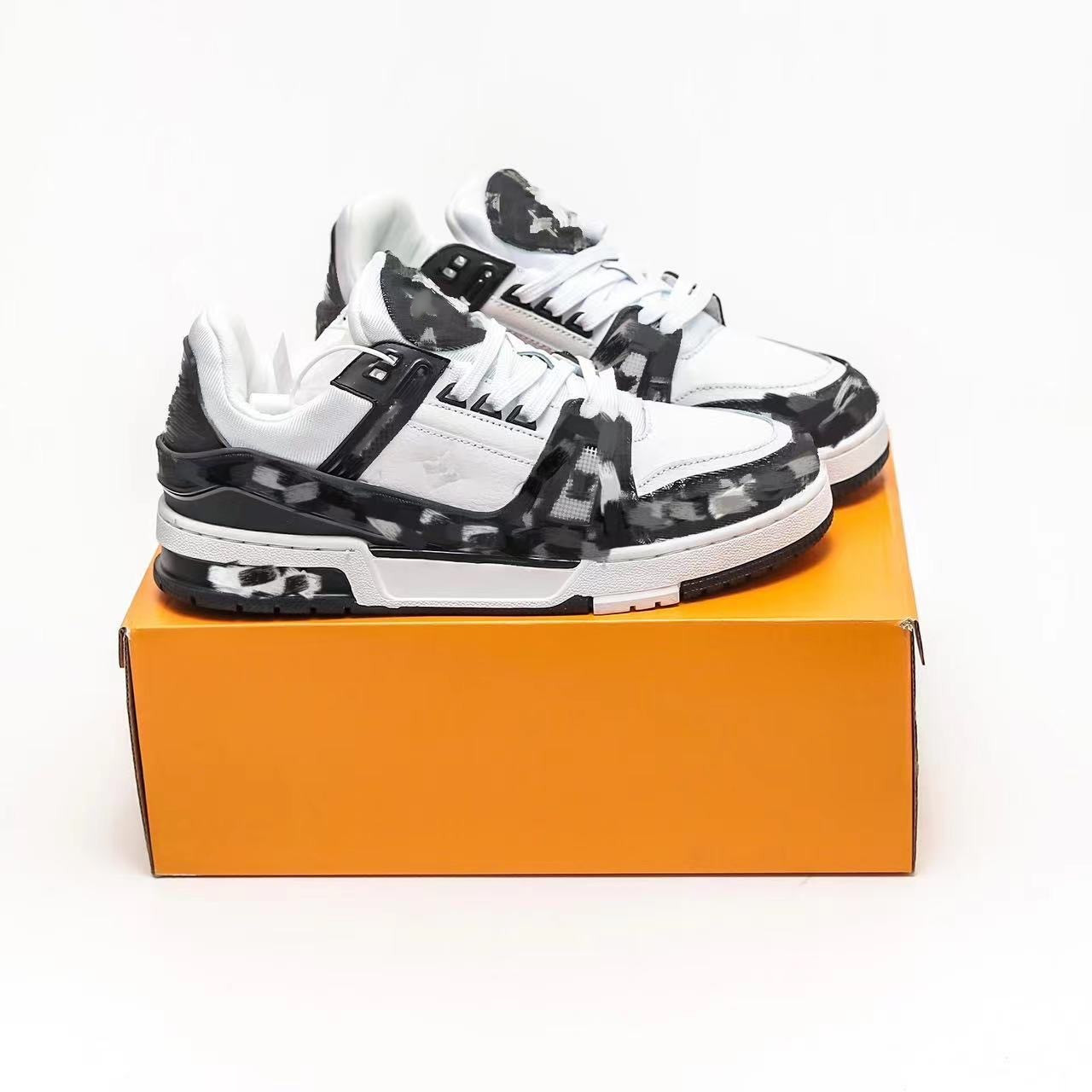 2023 Designer luis Sneaker Virgil Trainer Casual Shoes Calfskin Leather Abloh Letter Overlays Platform Sneakers dhgate Trainers luxury running shoe #VL533 
2023 Designer luis Sneaker Virgil Trainer Casual Shoes Calfskin Leather Abloh Letter Overlays Platform Sneakers dhgate Trainers luxury running shoe #VL533