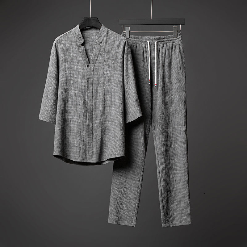 Mens Tracksuits Summer Classic Fashion Solid Color Ice Silk TwoPiece Casual Large Size Comfortable HighQuality Suit M5XL 230420