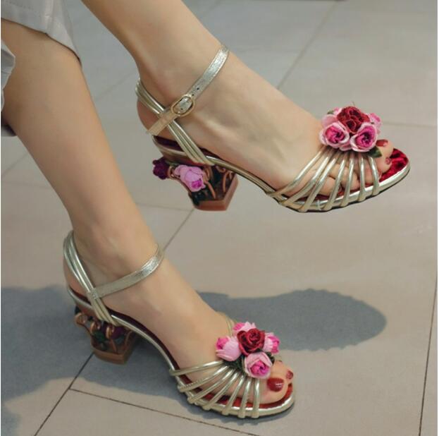 Plus Size Summer Sandals Women Vintage Cut out Flower Peep toe Court Wedding Bridal Dress Shoes Plus Size 35-42
Plus Size Summer Sandals Women Vintage Cut out Flower Peep toe Court Wedding Bridal Dress Shoes Plus Size 35-42