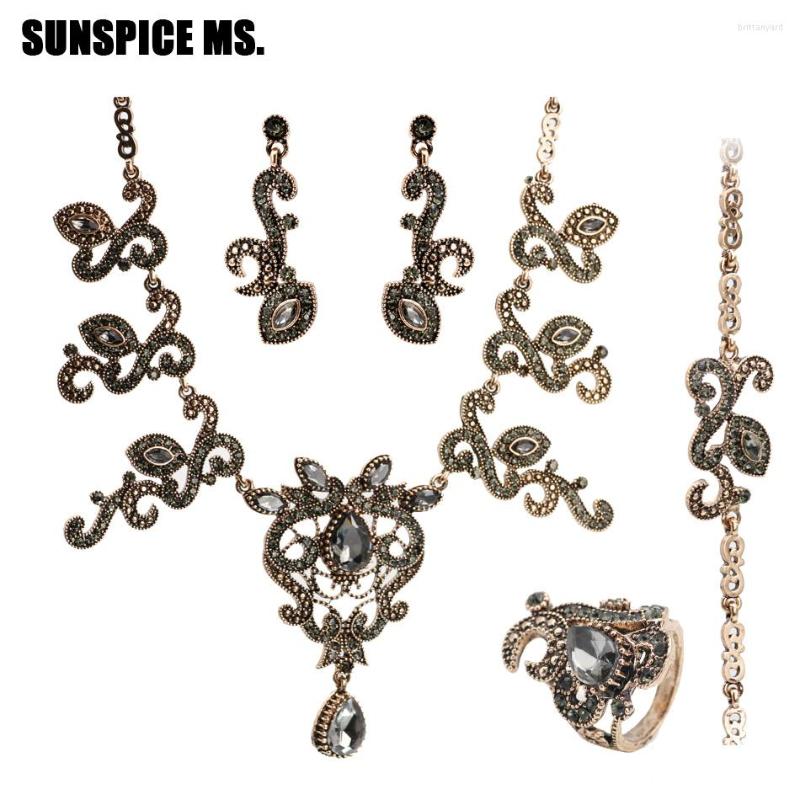 Necklace Earrings Set Vintage Gray Crystal Flower For Women Antique Gold Color Drop Earring Bracelet Ring Turkish Wedding Bijoux, Picture shown
Necklace Earrings Set Vintage Gray Crystal Flower For Women Antique Gold Color Drop Earring Bracelet Ring Turkish Wedding Bijoux, Picture shown