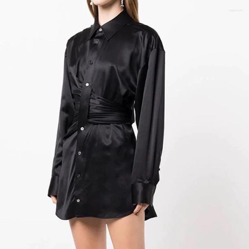Casual Dresses Runway Black Silk Women 23 SS Fashion High End Long Sleeve Lapel Waist Slim Shirt Dress Sexy Single Breasted Thin
Casual Dresses Runway Black Silk Women 23 SS Fashion High End Long Sleeve Lapel Waist Slim Shirt Dress Sexy Single Breasted Thin
