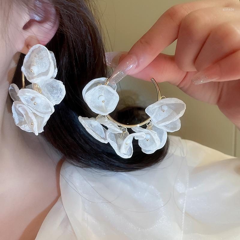 Hoop Earrings KAITIN Silver Needle Cloth Art Crystal Flower For Women Korean Fashion Personality Temperament Female
Hoop Earrings KAITIN Silver Needle Cloth Art Crystal Flower For Women Korean Fashion Personality Temperament Female