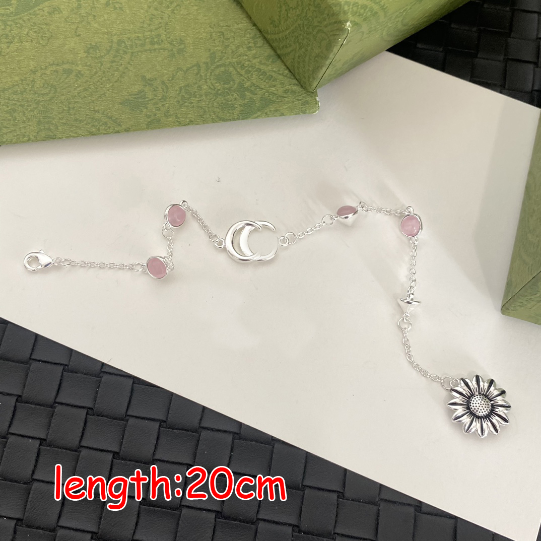 Designer Letter Bracelets Chains Classic Never Fade Women Bangle Flower Silver Plated Brass Copper Inlay Rhinestone Gift Wristband Cuff Chain Designer Jewelry
Designer Letter Bracelets Chains Classic Never Fade Women Bangle Flower Silver Plated Brass Copper Inlay Rhinestone Gift Wristband Cuff Chain Designer Jewelry