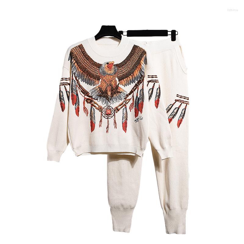Women' Two Piece Pants Black White Knitted Tracksuits Set Women Beading Cartoons Eagle Sweater Pencil 2pc Loose Casual Outfits Female
Women' Two Piece Pants Black White Knitted Tracksuits Set Women Beading Cartoons Eagle Sweater Pencil 2pc Loose Casual Outfits Female