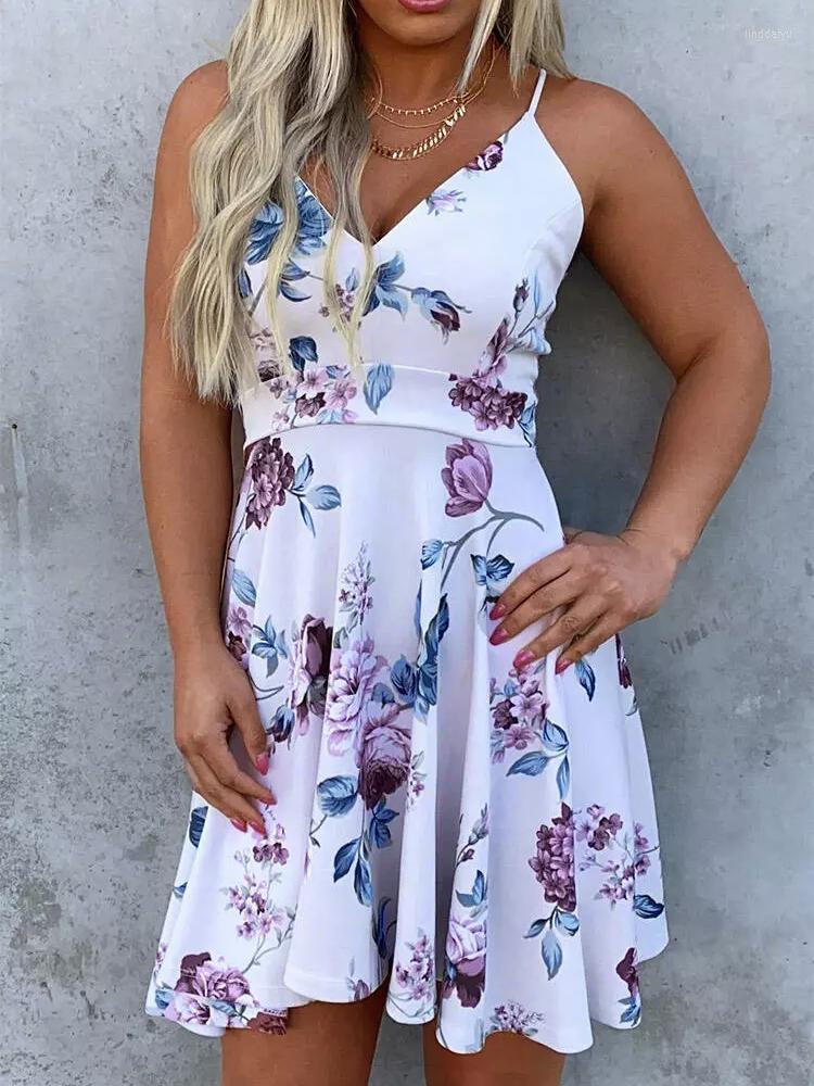 Casual Dresses Sexy Lace Splicing Backless Floral Sleeveless Mini Dress Women Summer Sundress V-Neck Spaghetti Straps Party Club Beach, White
Casual Dresses Sexy Lace Splicing Backless Floral Sleeveless Mini Dress Women Summer Sundress V-Neck Spaghetti Straps Party Club Beach, White