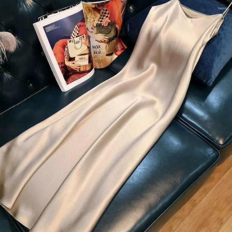 Casual Dresses 2023 Fashion High Quality Women's Dress Summer Spaghetti Satin Long Woman Green Very Soft Smooth Silk Plus Size S-4XL, Champagne
Casual Dresses 2023 Fashion High Quality Women's Dress Summer Spaghetti Satin Long Woman Green Very Soft Smooth Silk Plus Size S-4XL, Champagne