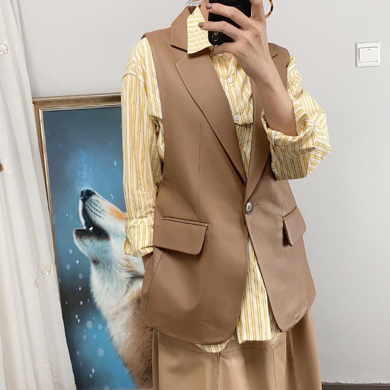 Women's Leather 2023 Women Casual Suit Collar Sleeveless One Button Real Sheep Vest E20, Black
Women's Leather 2023 Women Casual Suit Collar Sleeveless One Button Real Sheep Vest E20, Black