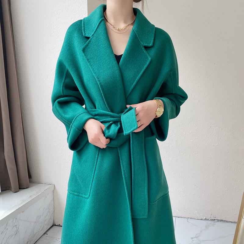 Fur CLOFE 2022 WOMENS LONG WOOL COAT 
Fur CLOFE 2022 WOMENS LONG WOOL COAT