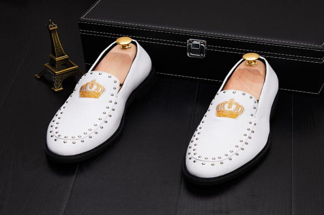 Genuine leather mens shoes Men039s oxfords Embroidery crown business dress shoe for men black white Groom shoes weddi1239887
Genuine leather mens shoes Men039s oxfords Embroidery crown business dress shoe for men black white Groom shoes weddi1239887