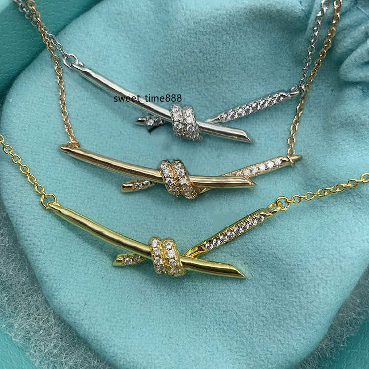 s925 sterling silver bowknot sweet pendant necklace 18K gold cross chain choker necklaces jewelry for party wedding
s925 sterling silver bowknot sweet pendant necklace 18K gold cross chain choker necklaces jewelry for party wedding