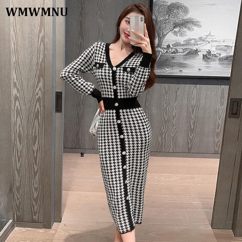 Casual Dresses Korean Slim Houndstooth Midi Knitted Dress Women Vintage Plaid V-Neck Long Sleeve Sweater Elegant Skinny Vestidos De Mujer, White
Casual Dresses Korean Slim Houndstooth Midi Knitted Dress Women Vintage Plaid V-Neck Long Sleeve Sweater Elegant Skinny Vestidos De Mujer, White