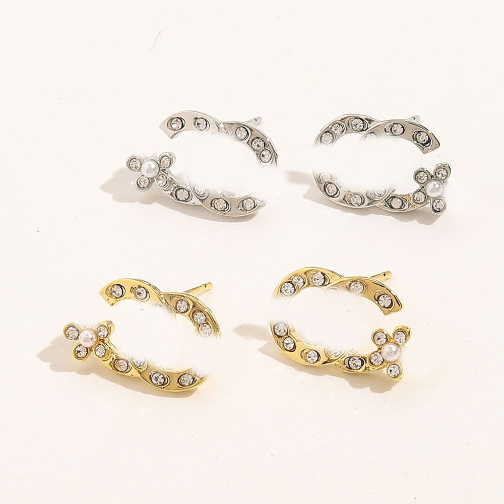 Womens Designer Earrings Ear Stud Brand Letter 18K Gold Plated Designers Geometry Crystal Flowers Earring Wedding Party Jewerlry Classic Style
Womens Designer Earrings Ear Stud Brand Letter 18K Gold Plated Designers Geometry Crystal Flowers Earring Wedding Party Jewerlry Classic Style