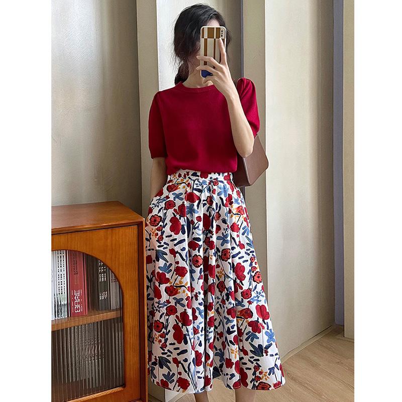 Dress 2020 New Summer Women' Red Pullover Puff Sleeve Knitting TShirt+Hight Waist Flower Printing A Line Skirt Two Piece Set, Picture color
Dress 2020 New Summer Women' Red Pullover Puff Sleeve Knitting TShirt+Hight Waist Flower Printing A Line Skirt Two Piece Set, Picture color