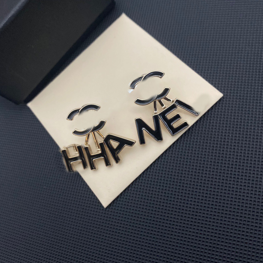 Real Gold Plated Designers Brand Earrings Designer Letter Ear Stud Earrings Oil Drip Brass Copper Stamp Geometric Earring for Wedding Party Jewerlry Accessories
Real Gold Plated Designers Brand Earrings Designer Letter Ear Stud Earrings Oil Drip Brass Copper Stamp Geometric Earring for Wedding Party Jewerlry Accessories