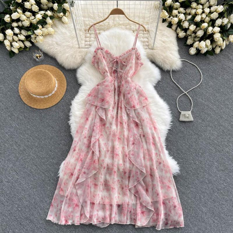 Casual Dresses Gentle Wind Backless Floral Wood Ear V-neck Lace-up Retro Print Seaside Vacation Ruffle Halter Dress, Pink
Casual Dresses Gentle Wind Backless Floral Wood Ear V-neck Lace-up Retro Print Seaside Vacation Ruffle Halter Dress, Pink